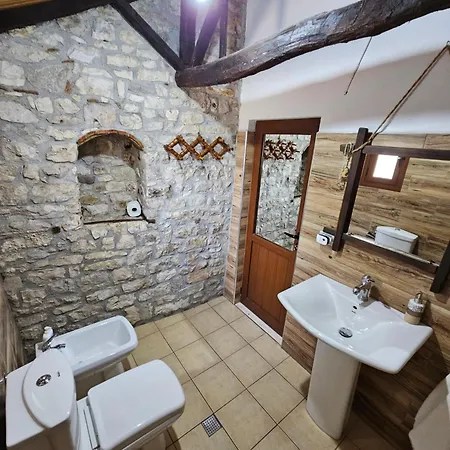 فندق مبيت وإفطار Panorama بيرات