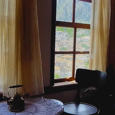 Panorama Bed & Breakfast 3*