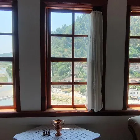 Panorama Bed & Breakfast 3*
